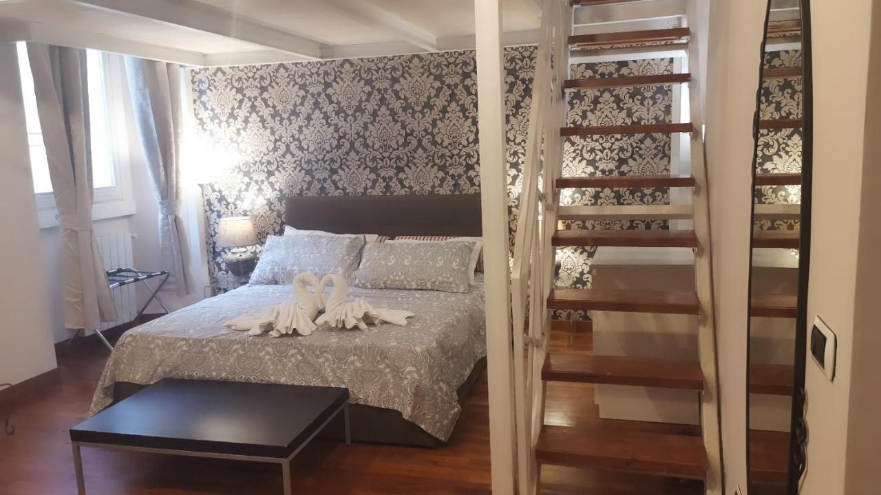 Casa Tiffany Piazza Di Spagna ローマ エクステリア 写真